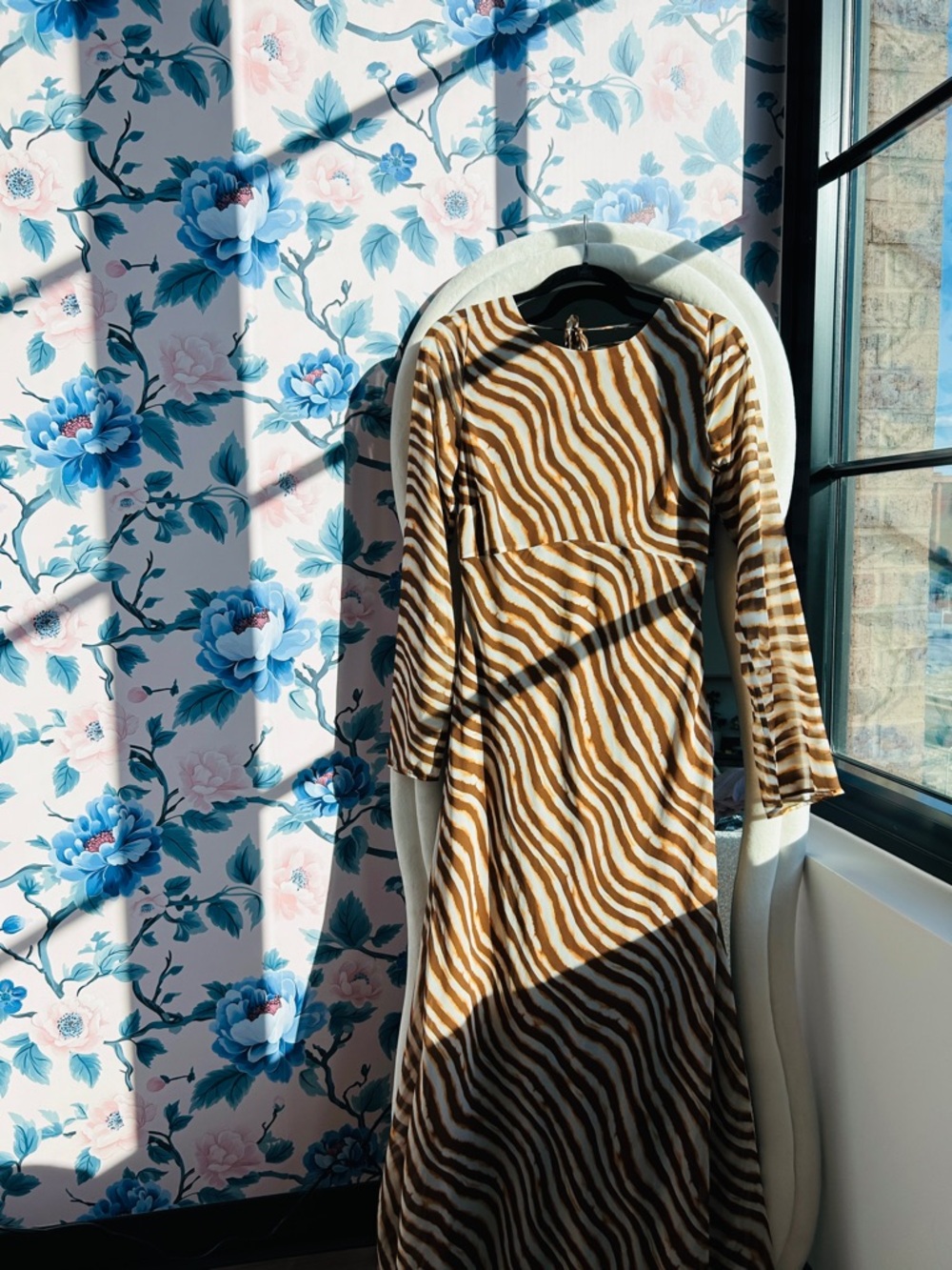 Ownley Valentina Long Sleeve Maxi Dress Brown Zebra Print Size L